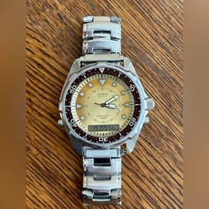 VINTAGE CASIO “ARNIE” AMW-320 DIVERS WATCH